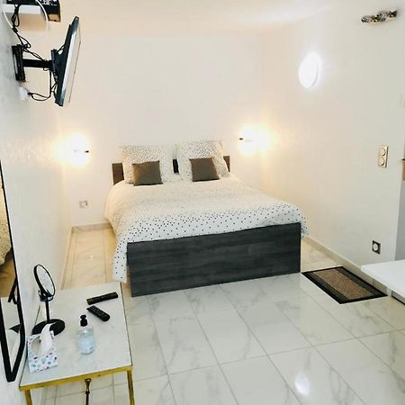 Agreable Studio A Proximite De Paris Et Henri Mondor Creteil Ngoại thất bức ảnh