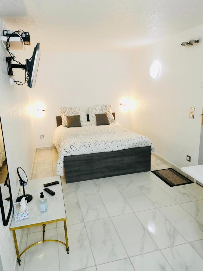 Agreable Studio A Proximite De Paris Et Henri Mondor Creteil Ngoại thất bức ảnh